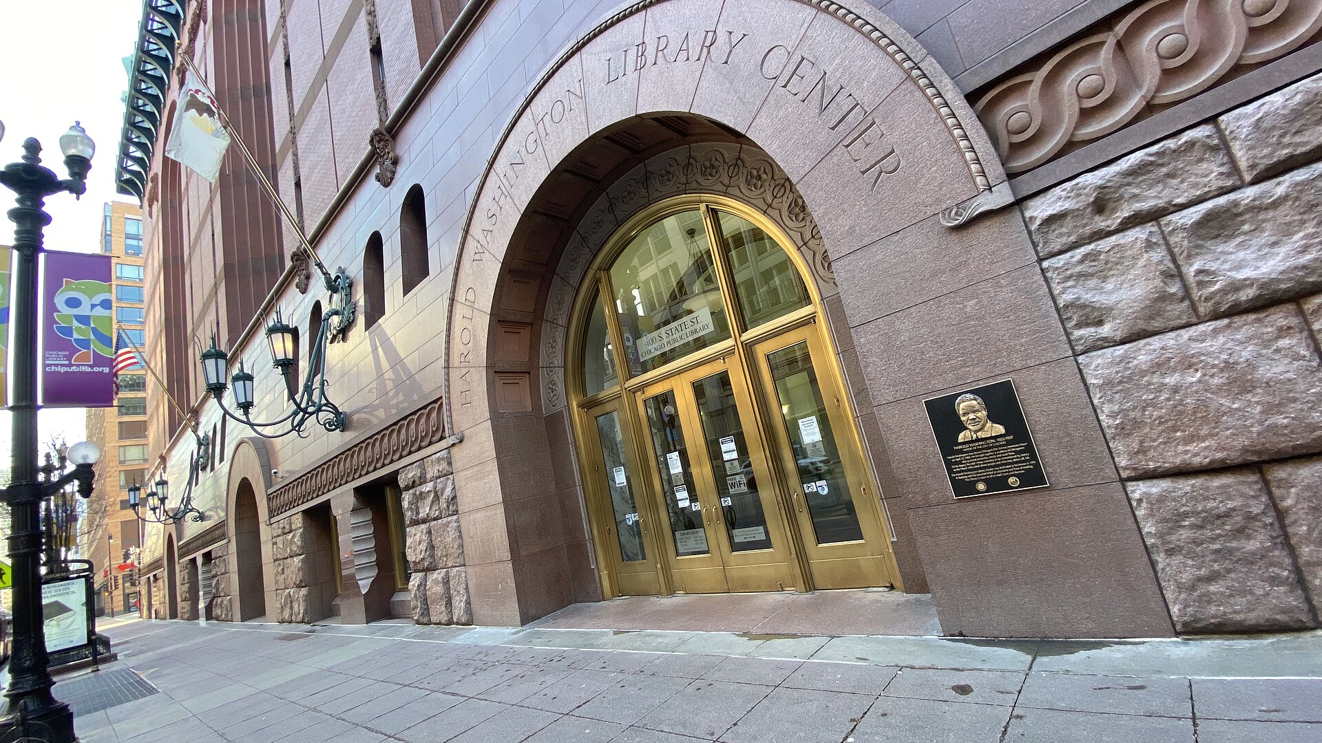 Harold Washington Library on State Street