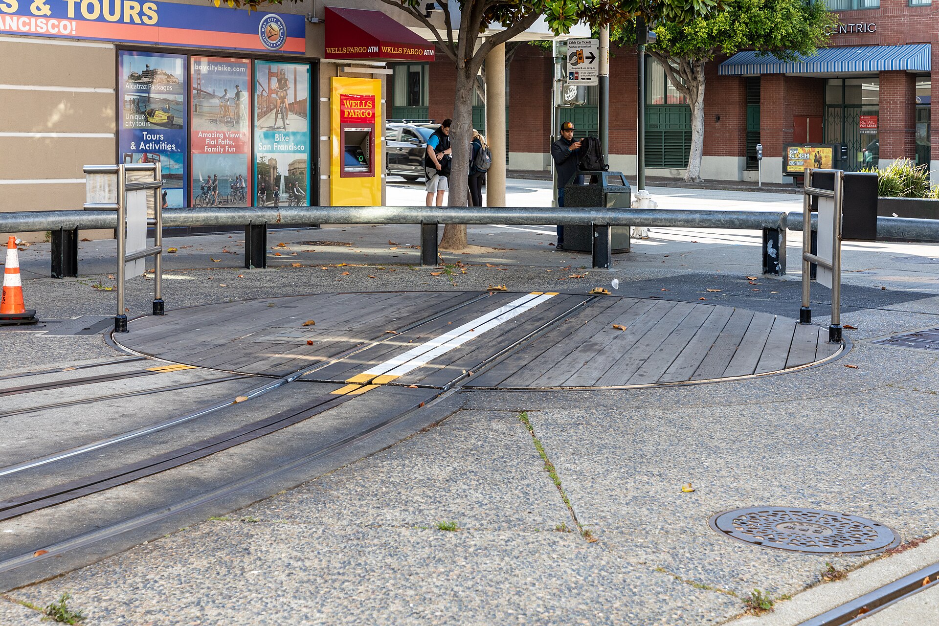 Powell-Mason cable car turnaround